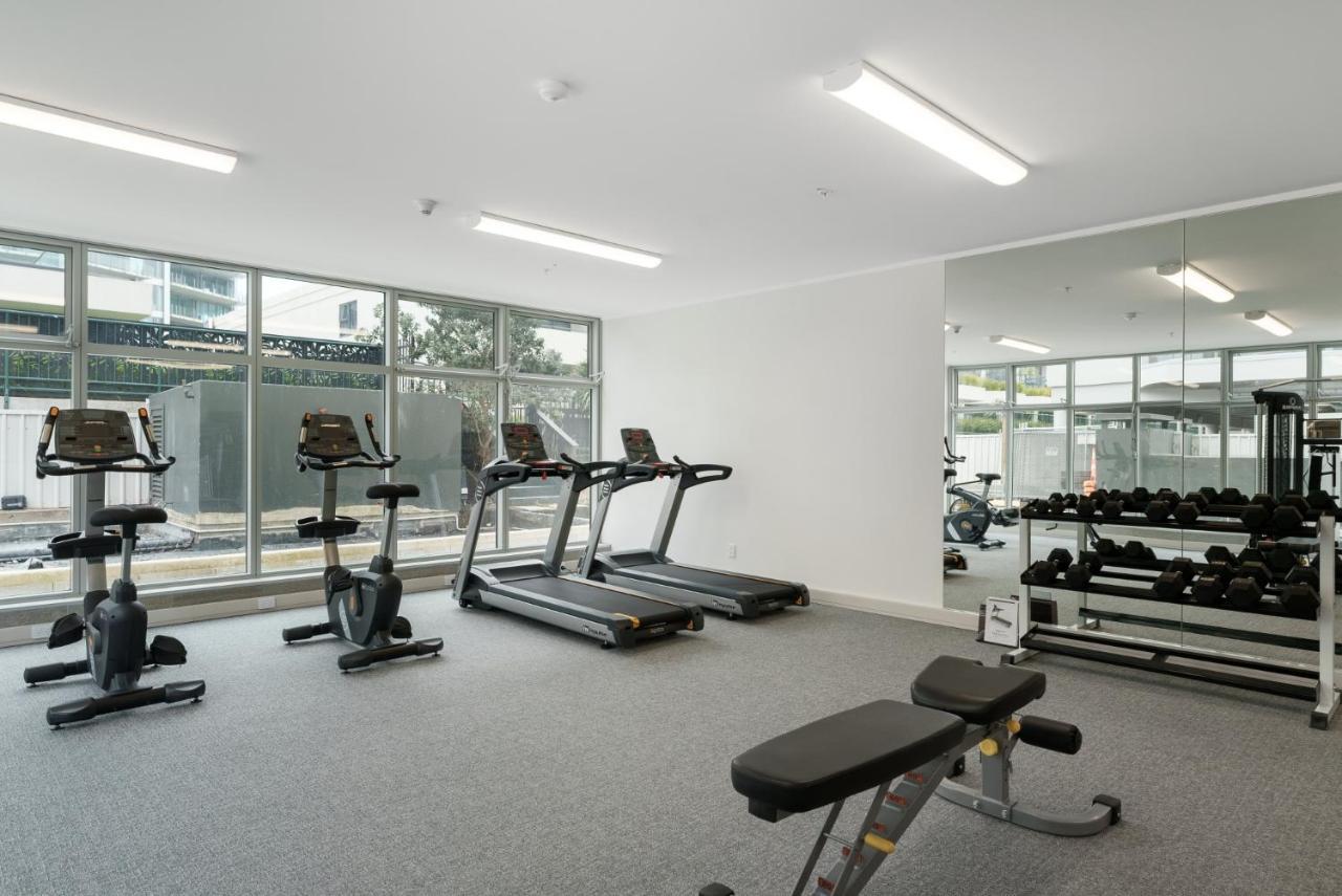 Oceanside Apartment With Garden Views Mount Maunganui Eksteriør bilde